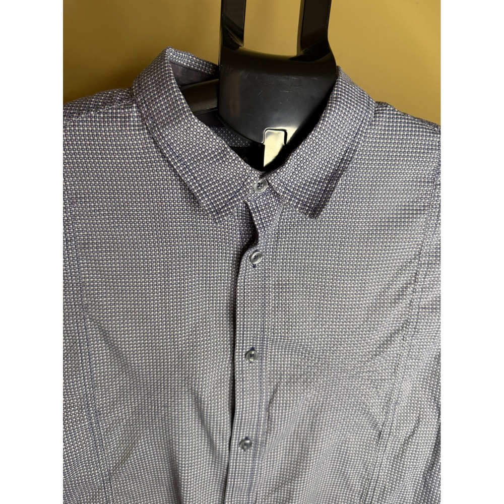 Prana Mens Short Sleeve Button Down Shirt Blue White Geometric Print Size Medium